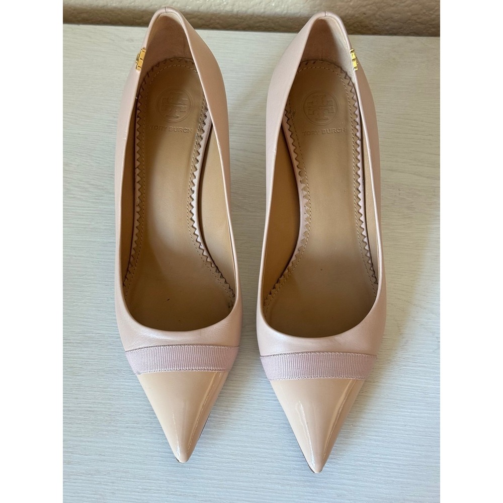 Tory Burch Chelsea Cap-Toe Pumps Blush Pink Leather Gold Logo Heels 8 - Picture 5 of 11